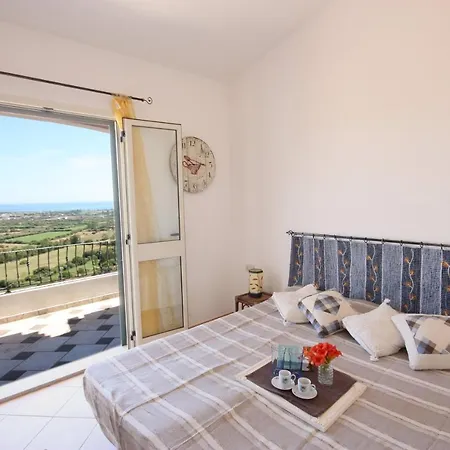 4 Fiordaliso Apartment *